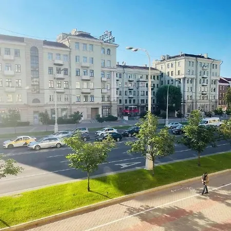 2-Х Комнатная Квартира В Центре Минска